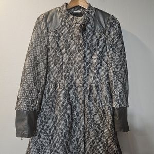 Steve Madden Black Gray Faux Leather Trim Lace Overlay Coat Womens Size M